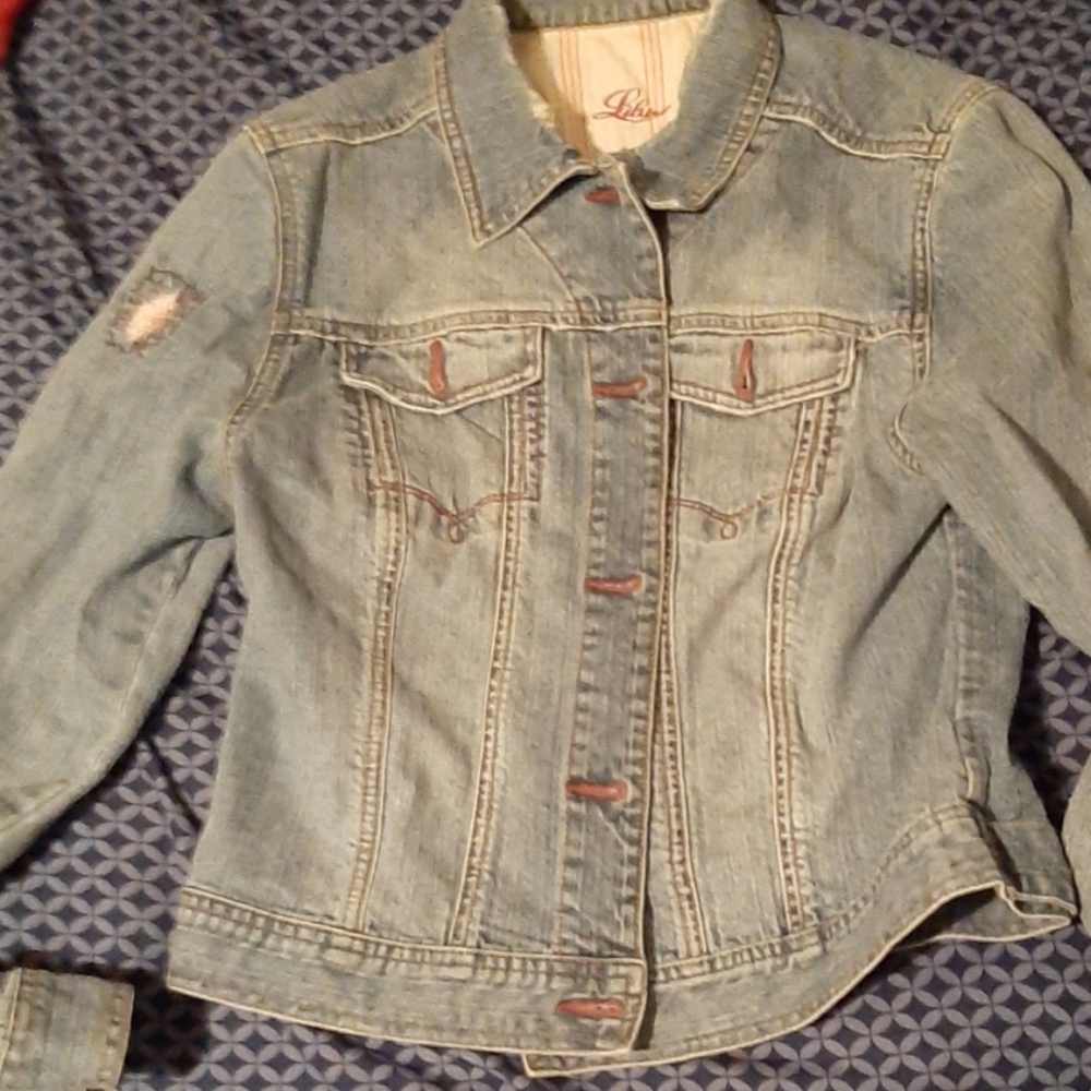 Jean jacket - Picture 3 of 7